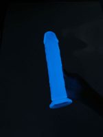 Get Lucky Glow-in-the-Dark Periwinkle Peen 8.5" Dildo - Image 4