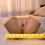 Squirt for Me Chanell Heart Movie and Realistic Squirting Stroker - Dark - Image 3