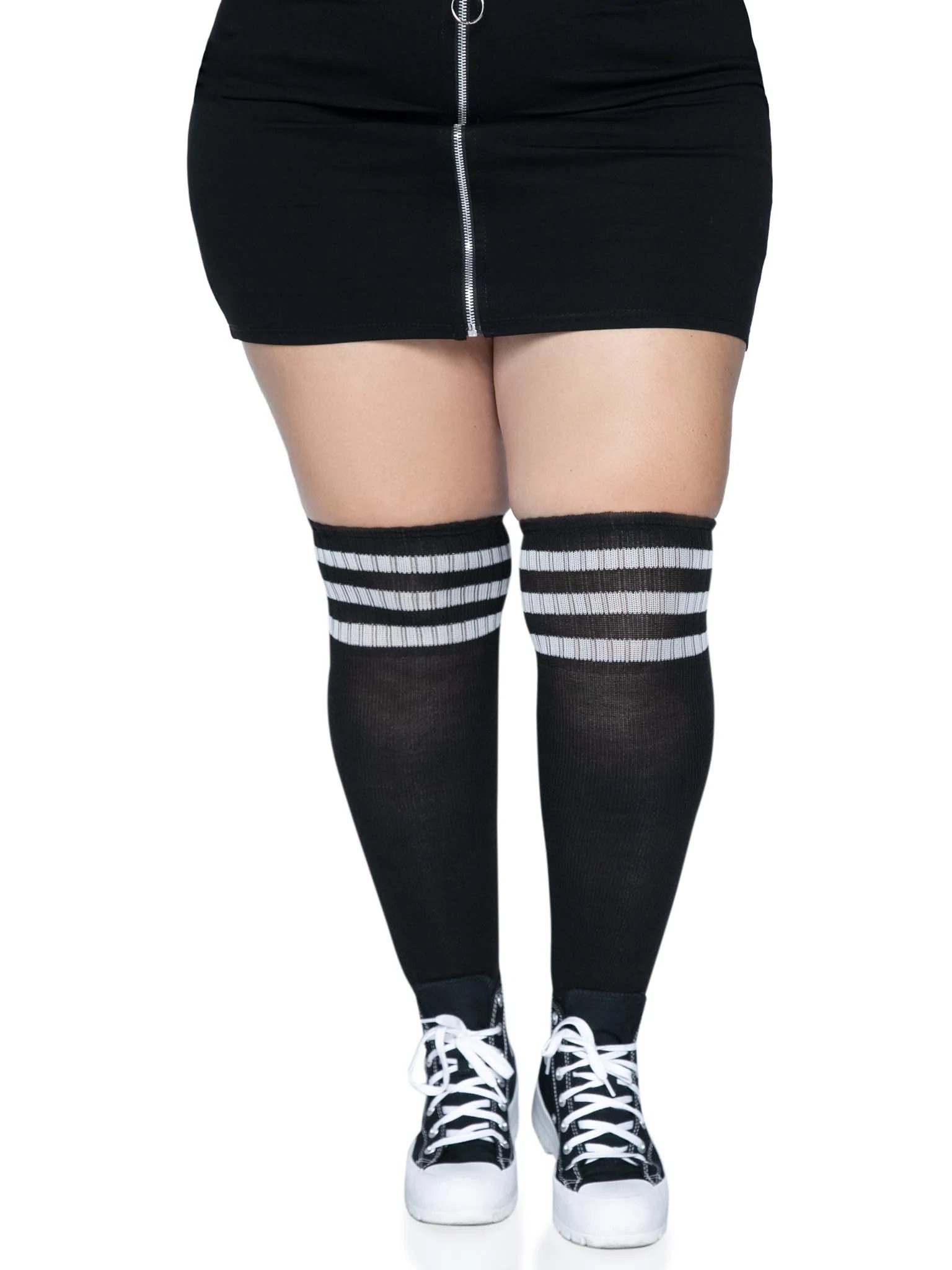q1HcAGo8KYxirZITFrEmWLj2u0s4bdjo Over the Knee Athletic Socks -1x/2x - Black/white - Image 1